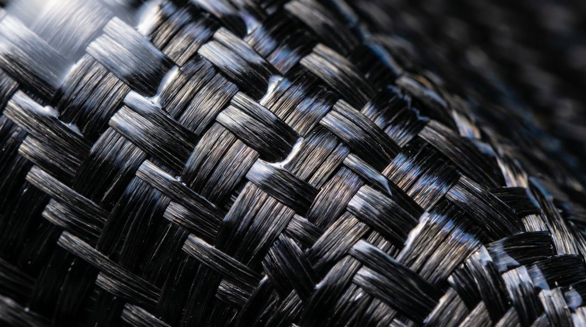 Carbon im Materialvergleich – Eigenschaften & Verwendung erklärt 1 Carbonfaser